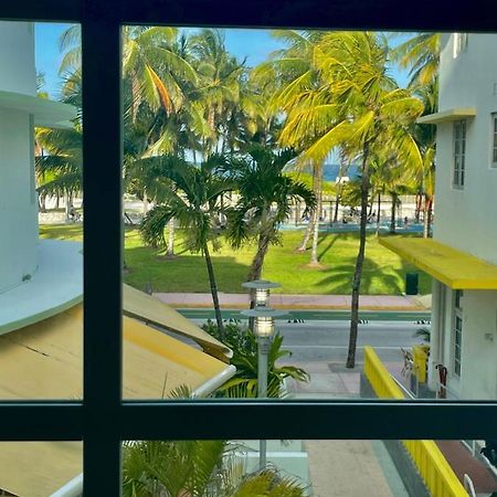 Beachfront Apt In Carlyle Hotel On Ocean Drive Miami Beach Bagian luar foto