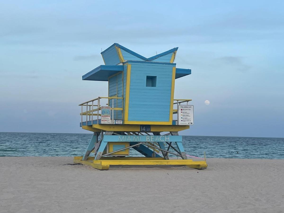 Beachfront Apt In Carlyle Hotel On Ocean Drive Miami Beach Bagian luar foto